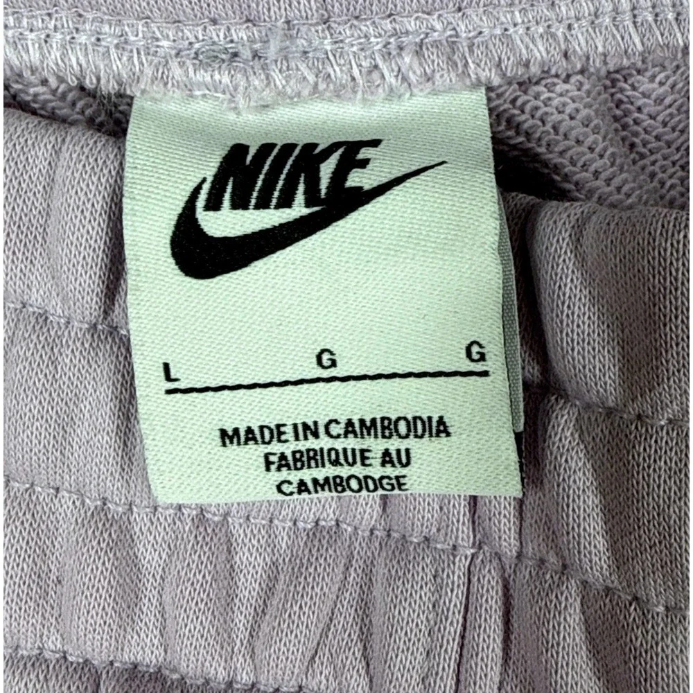 Nike Girls Large Lavender Purple Sportswear Shorts Embroidered Logo NWT